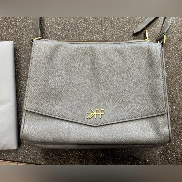 Freshly Picked Classic Crossbody Diaper Bag Gray - Picture 4 of 15